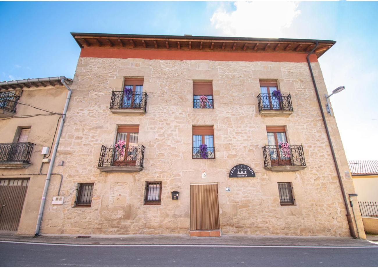 Iriniken, Amplia Casa Rural Con Barbacoa En Navarra Aras  エクステリア 写真