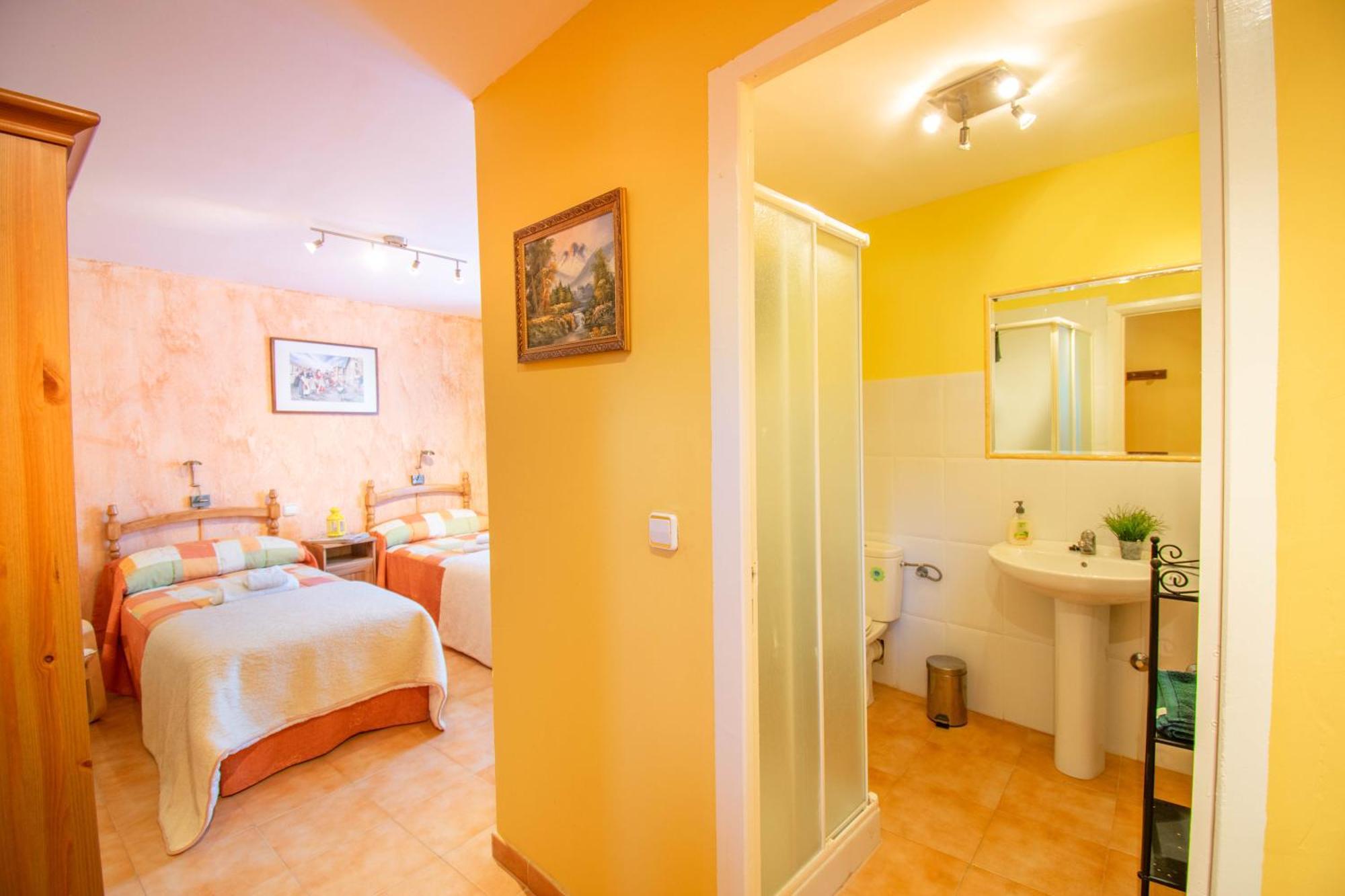 Iriniken, Amplia Casa Rural Con Barbacoa En Navarra Aras  エクステリア 写真
